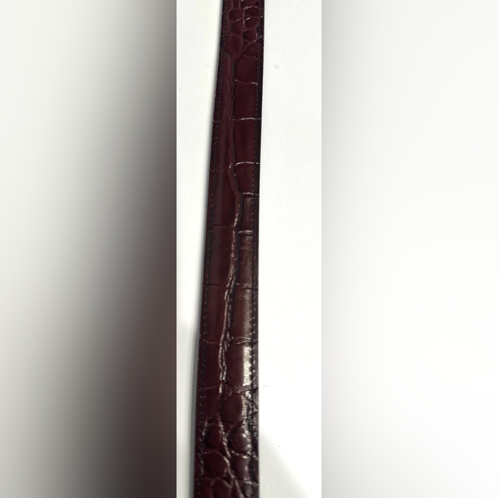 BILL BLASS DESIGNER CORDOVAN BROWN LEATHER BELT, CROCO-EMBOSSED, GOLD BUCKLE, - Picture 13 of 14